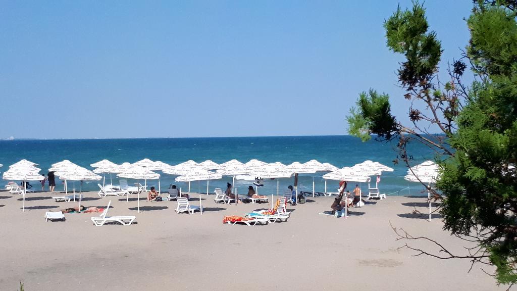 Apartments Flora Burgas Exterior foto