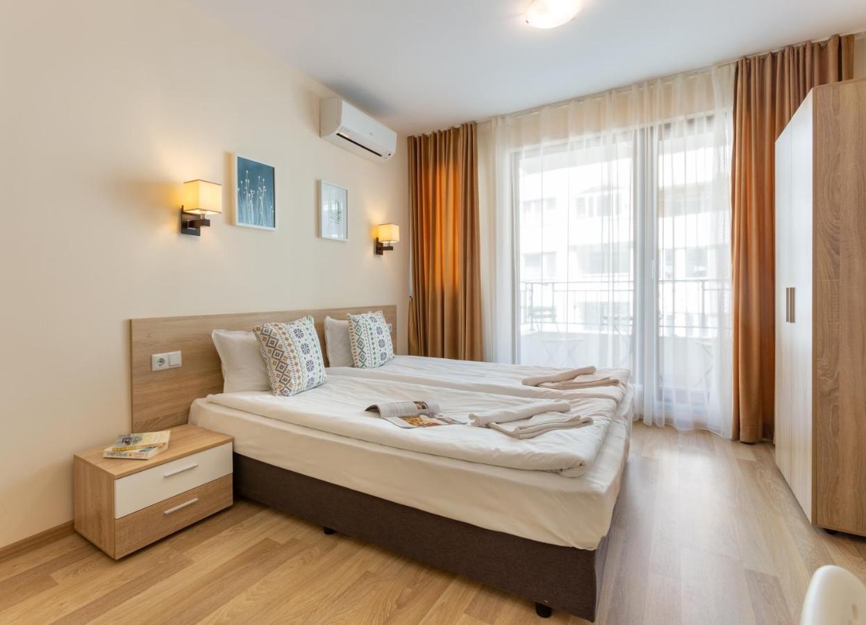 Apartments Flora Burgas Exterior foto