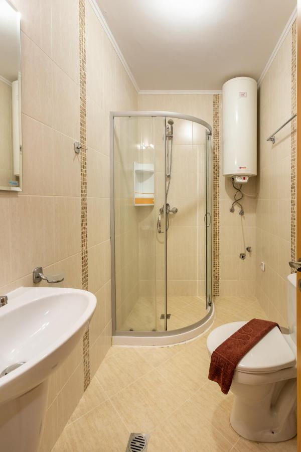 Apartments Flora Burgas Exterior foto