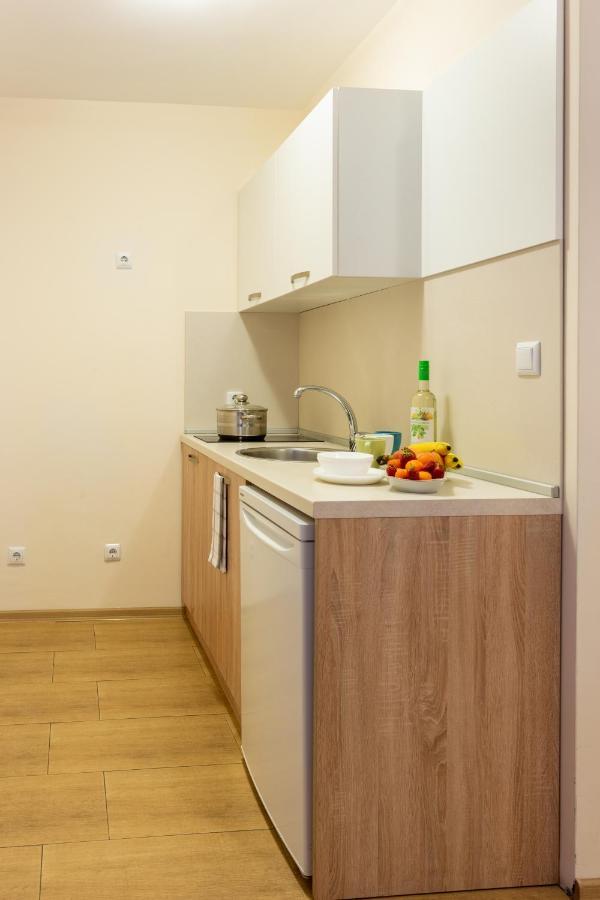 Apartments Flora Burgas Exterior foto